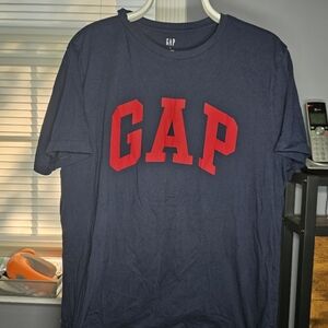 GAP Classic Arched Logo Shirt - Mens LARGE- Navy Blue & Red -